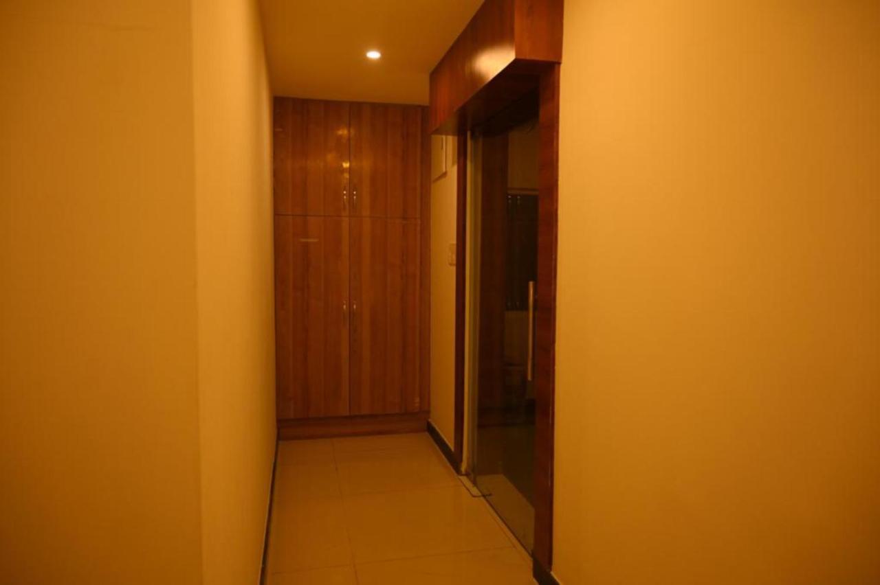 Hotel Hibiscus Tree- Bachupally Haiderabad Buitenkant foto