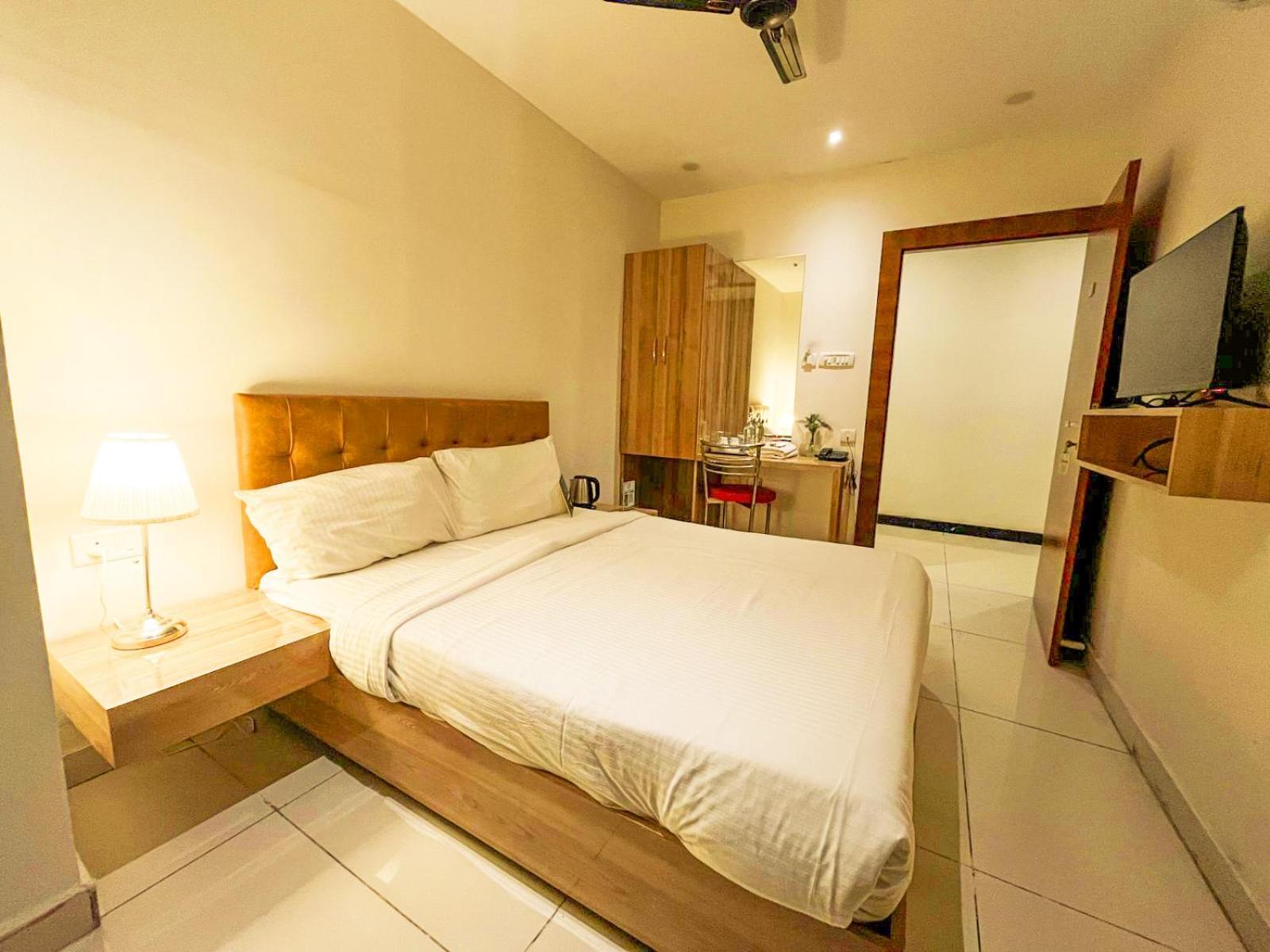 Hotel Hibiscus Tree- Bachupally Haiderabad Buitenkant foto