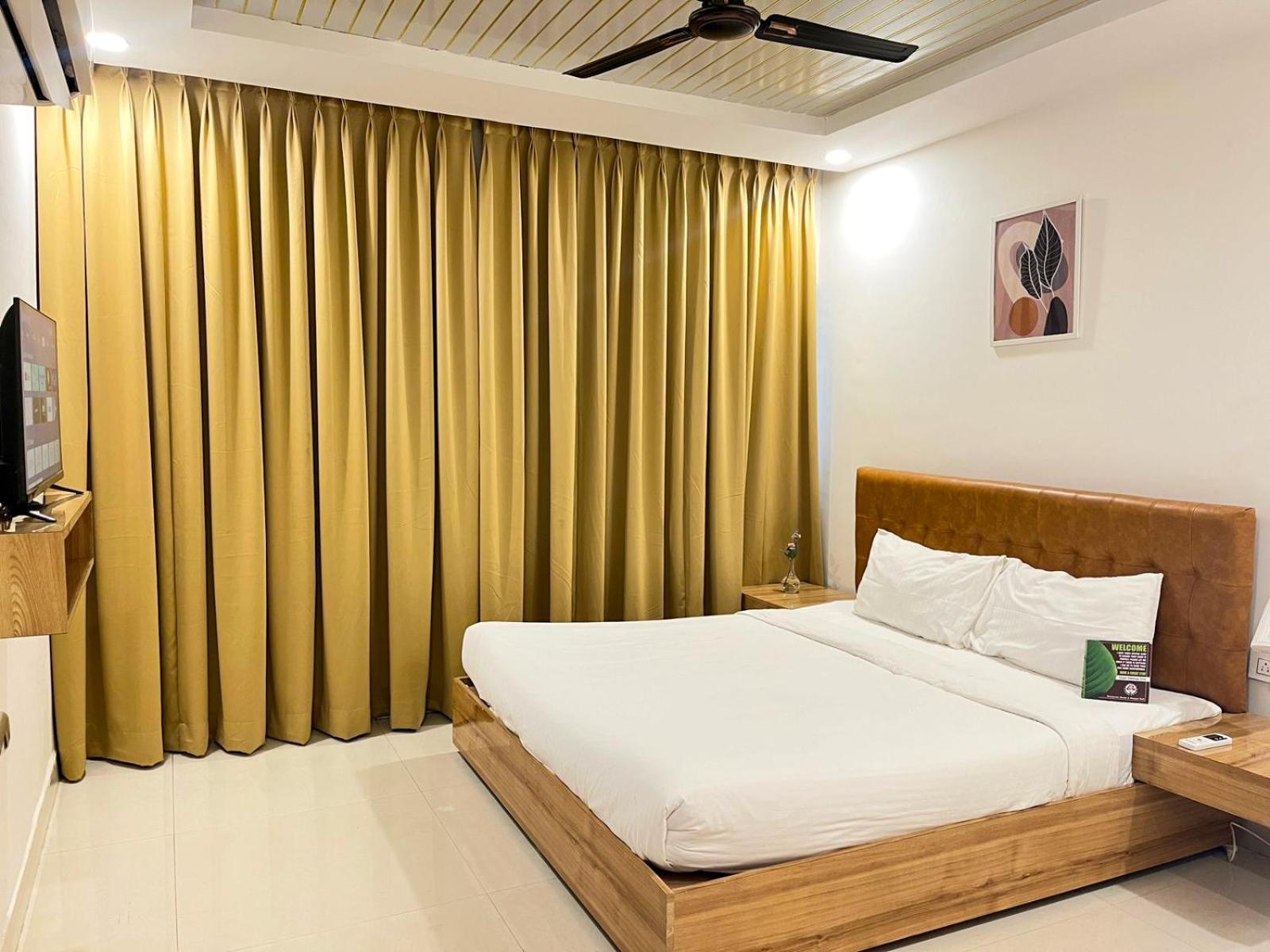 Hotel Hibiscus Tree- Bachupally Haiderabad Buitenkant foto